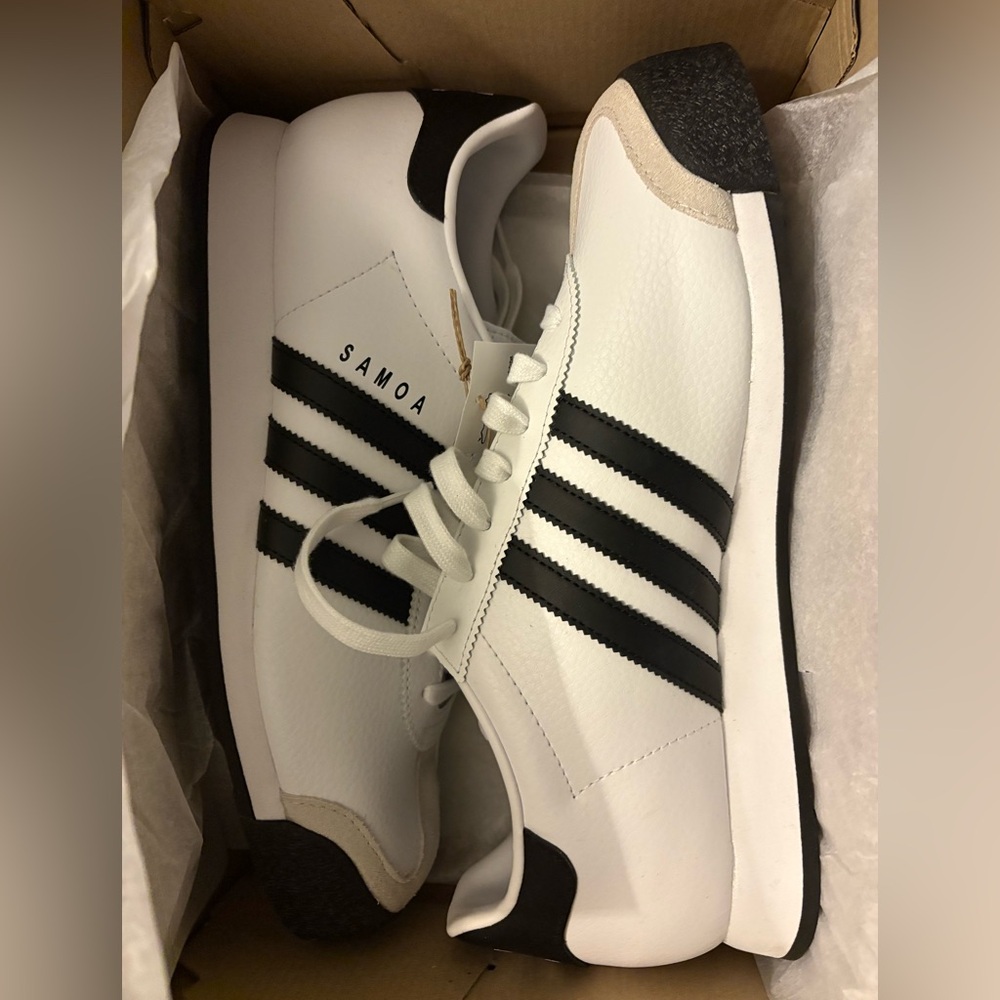 Mens Adidas Samoa shoe size 11